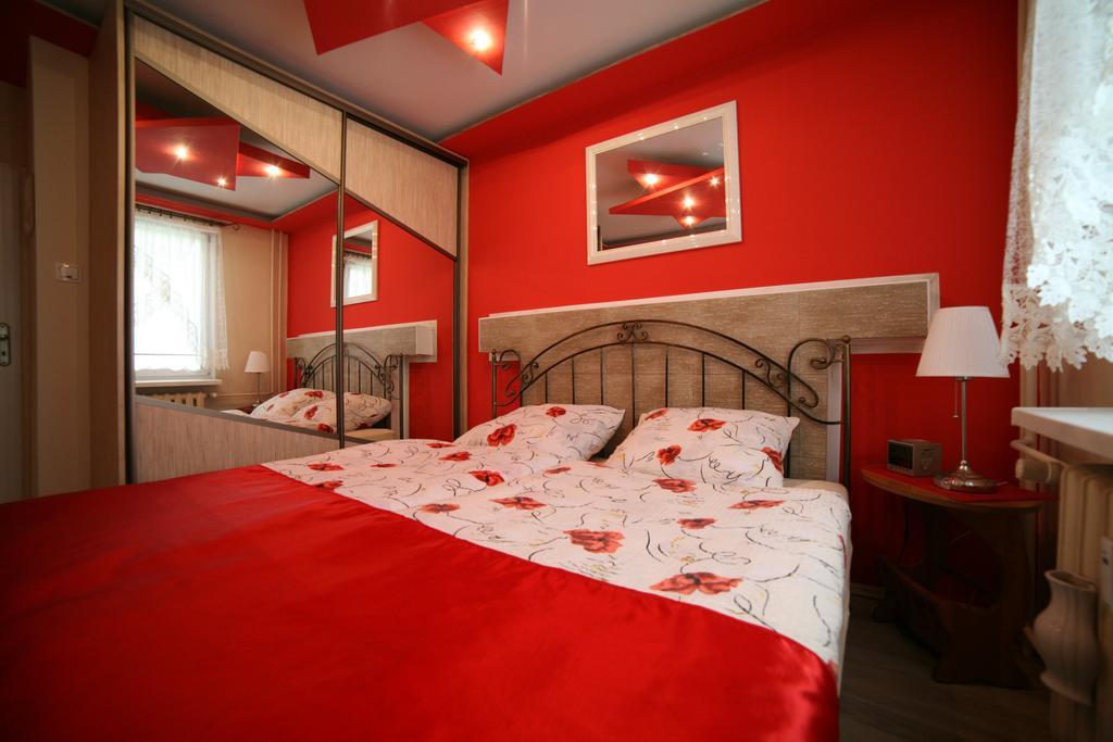 Apartamenty Podzamcze Walbrzych Wałbrzych Quarto foto