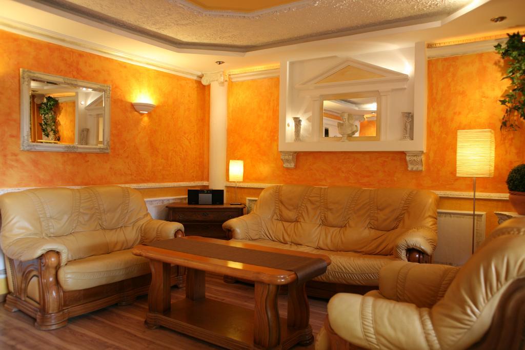 Apartamenty Podzamcze Walbrzych Wałbrzych Quarto foto
